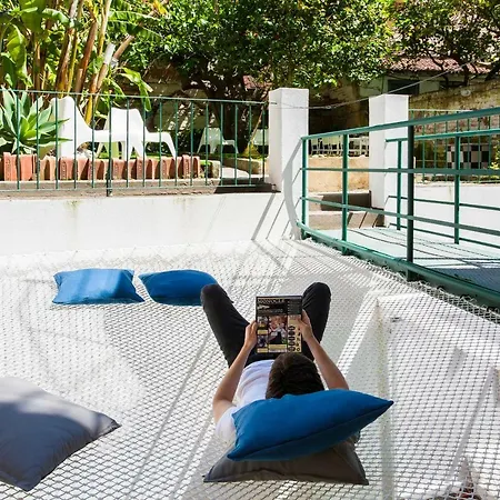 アパート Caraujo